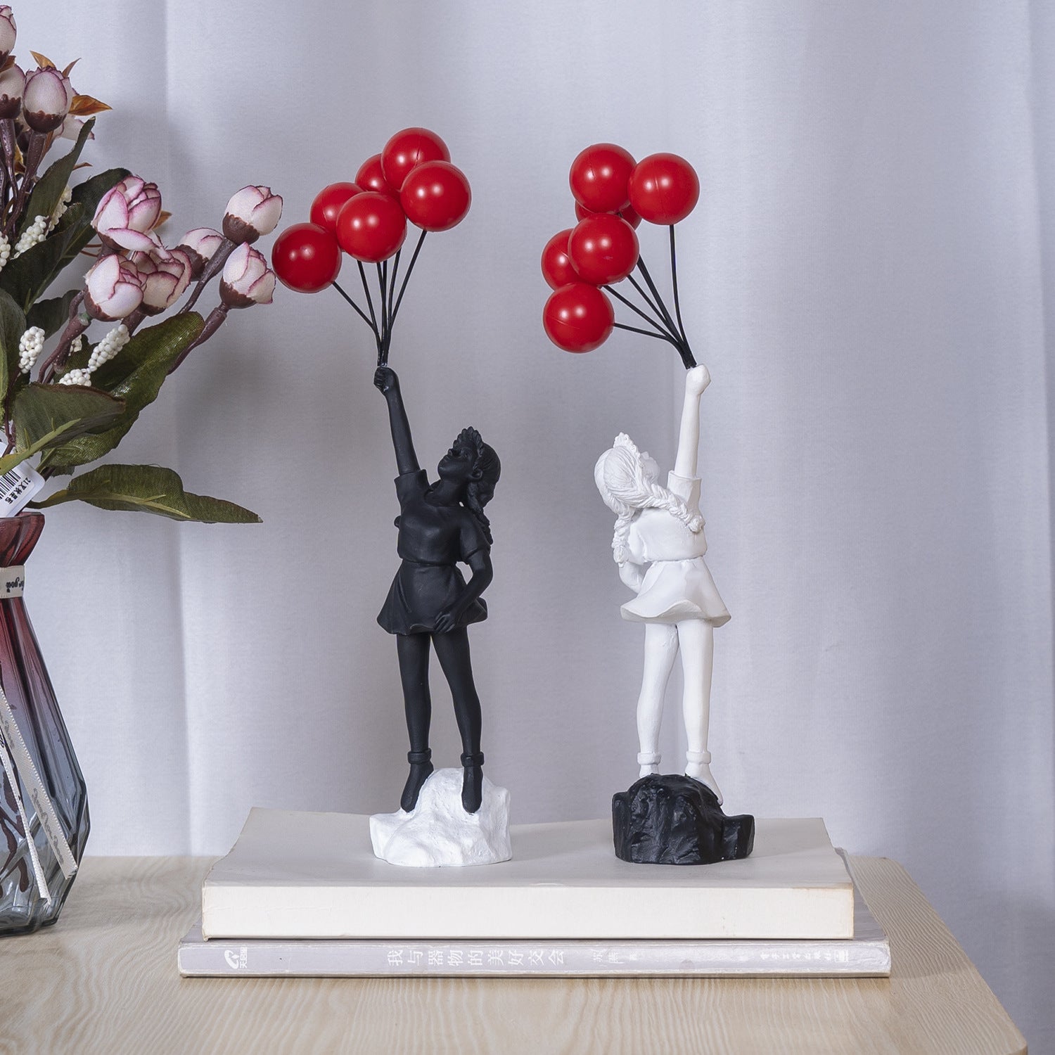 Little Girl with Balloon Resin Art Sculpture – Modern Living Room Decoration