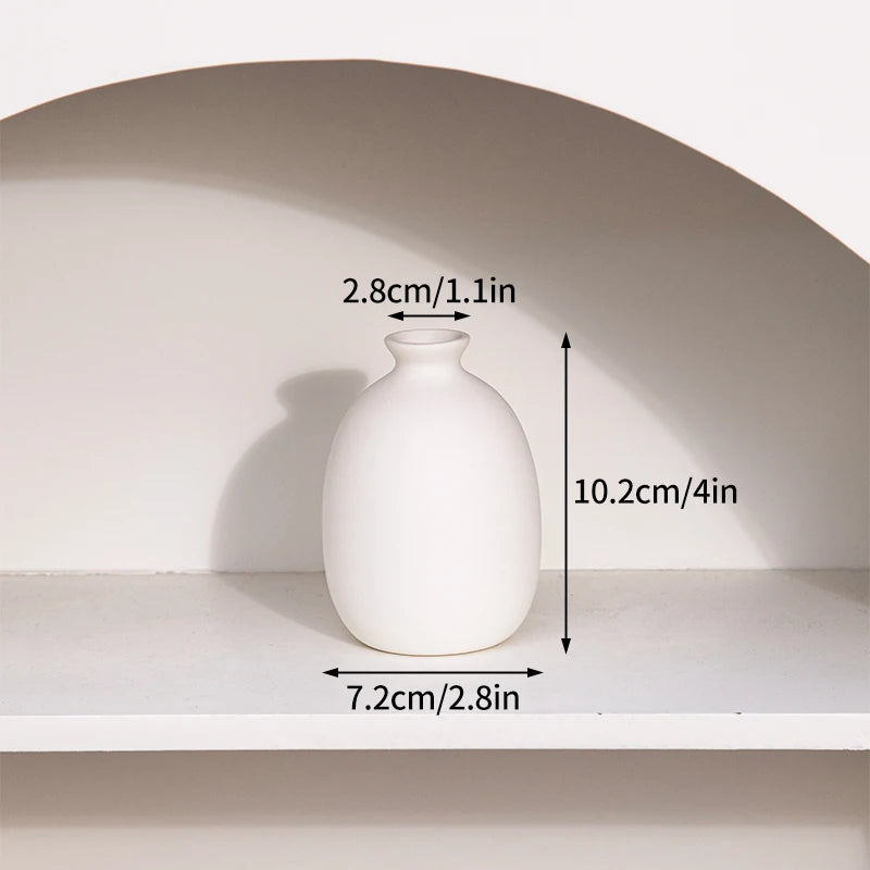 Retro Ceramic Flower Vase – Aesthetic Table Décor for Home & Wedding Gifts