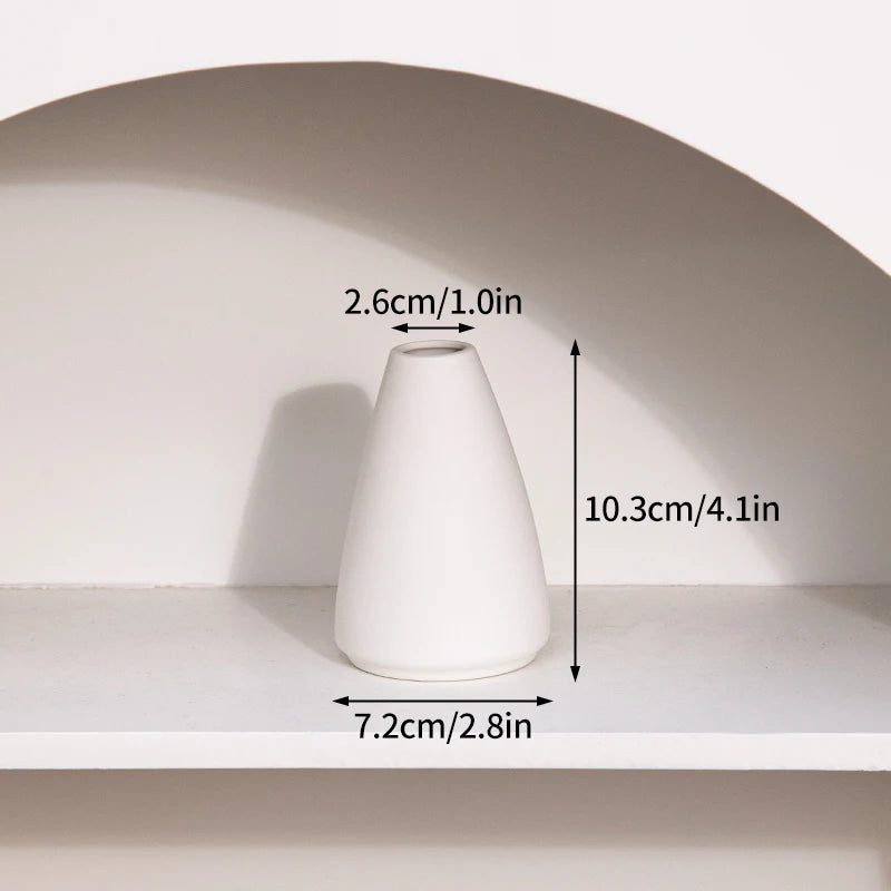 Retro Ceramic Flower Vase – Aesthetic Table Décor for Home & Wedding Gifts