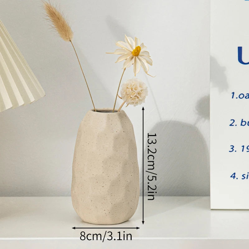 Retro Ceramic Flower Vase – Aesthetic Table Décor for Home & Wedding Gifts