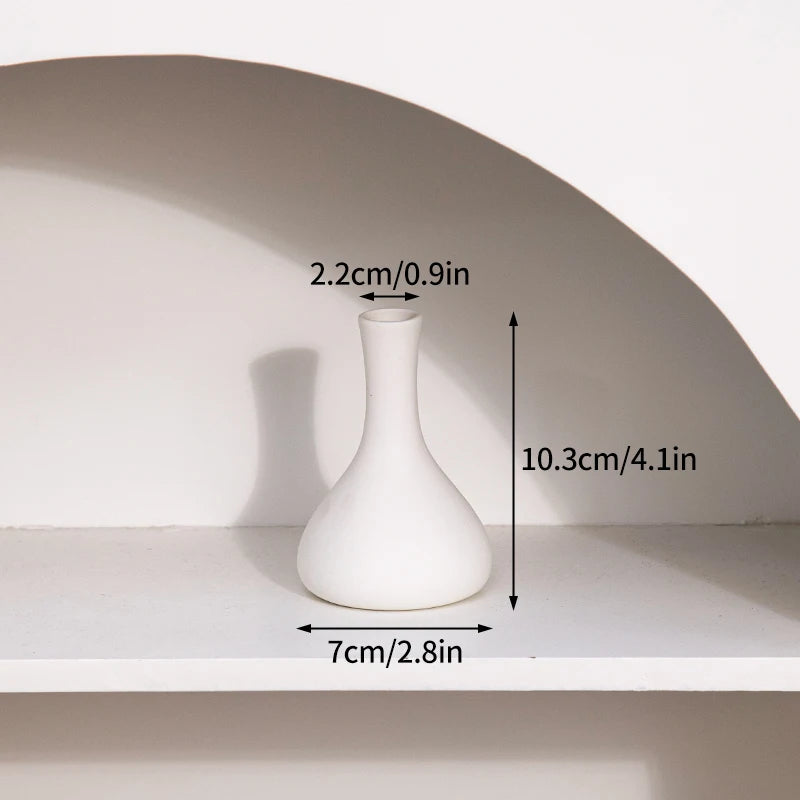 Retro Ceramic Flower Vase – Aesthetic Table Décor for Home & Wedding Gifts