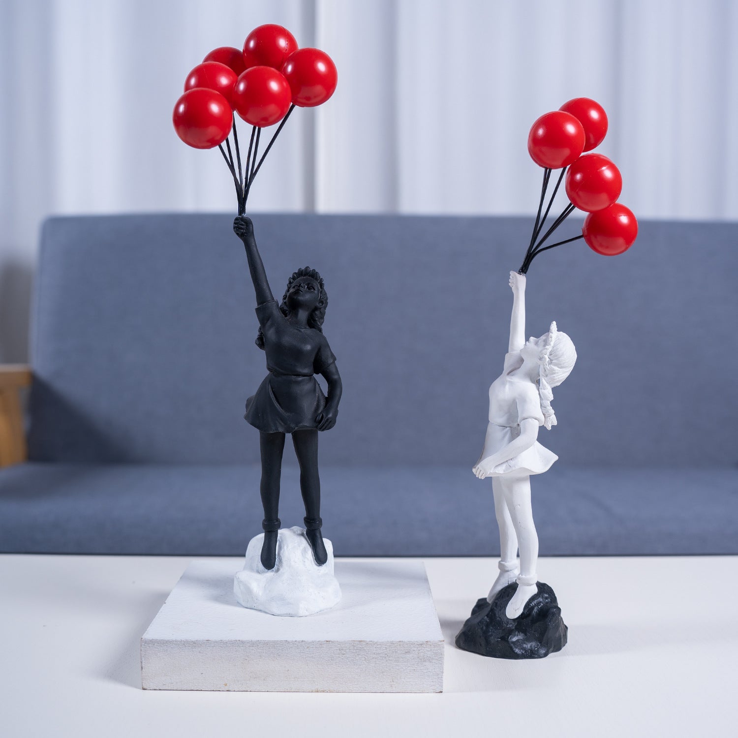 Little Girl with Balloon Resin Art Sculpture – Modern Living Room Decoration